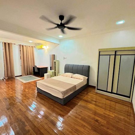 Ibai Golf Home Resort Homestay クアラ・トレンガヌ エクステリア 写真
