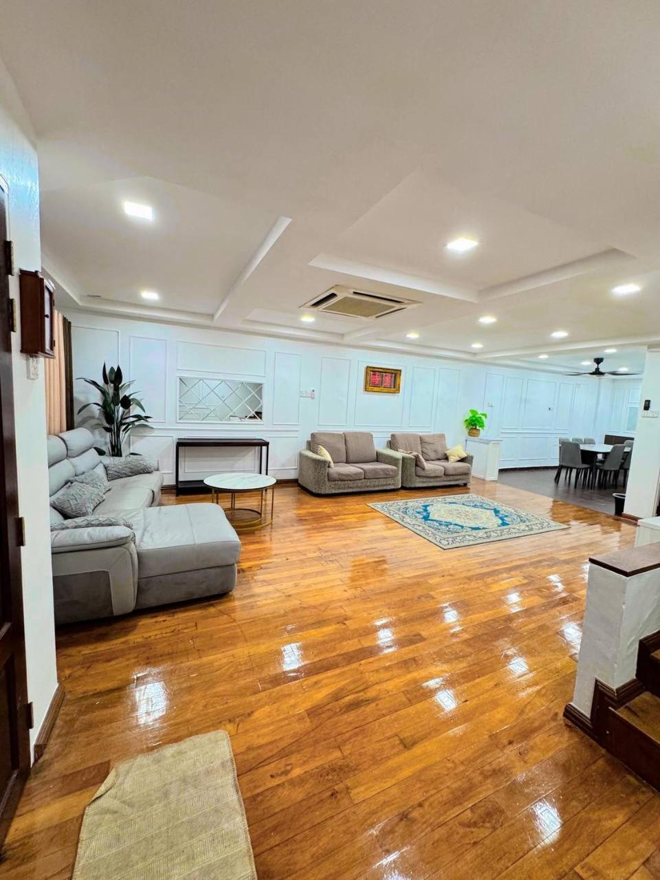 Ibai Golf Home Resort Homestay クアラ・トレンガヌ エクステリア 写真
